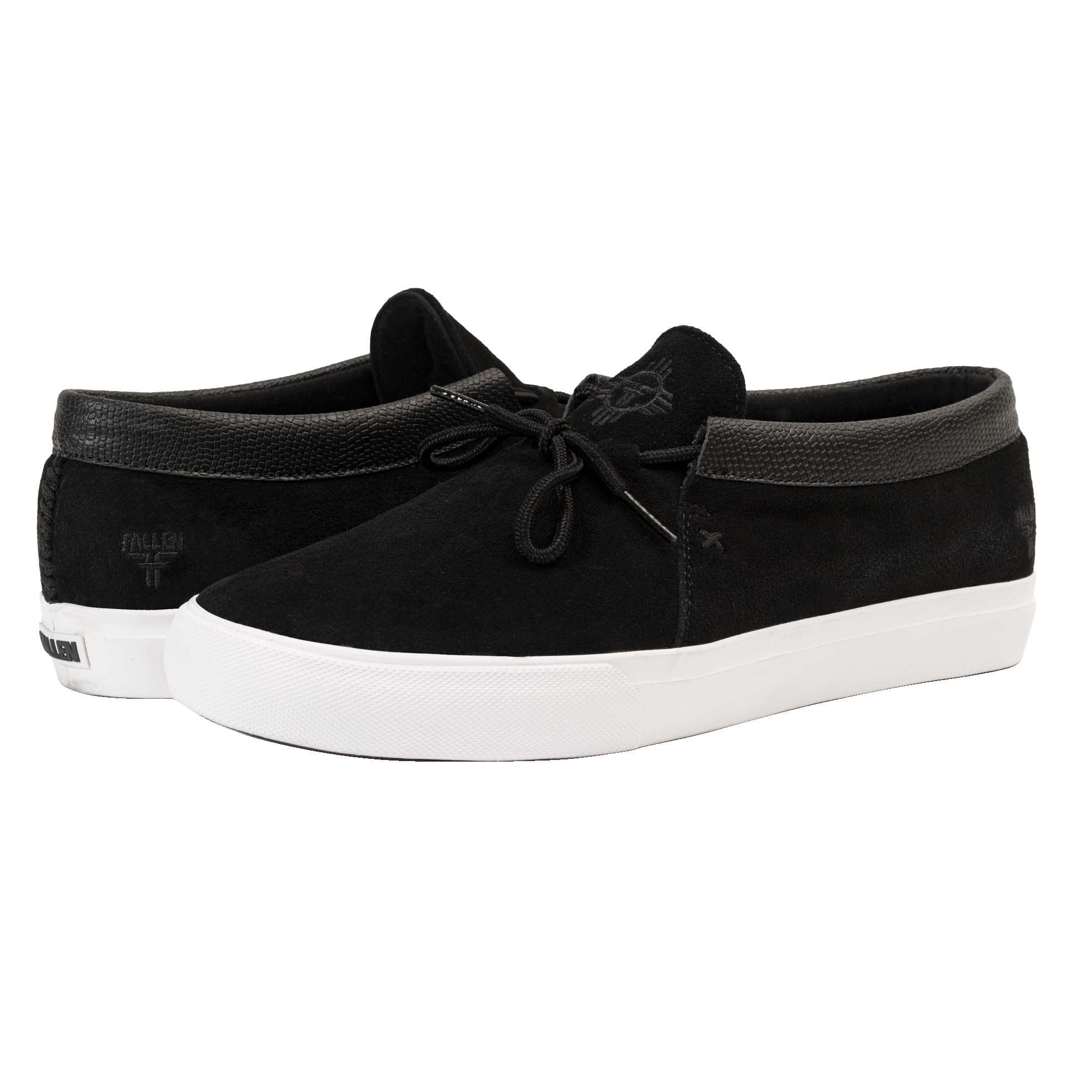 Apache - Tommy Sandoval | Black/White