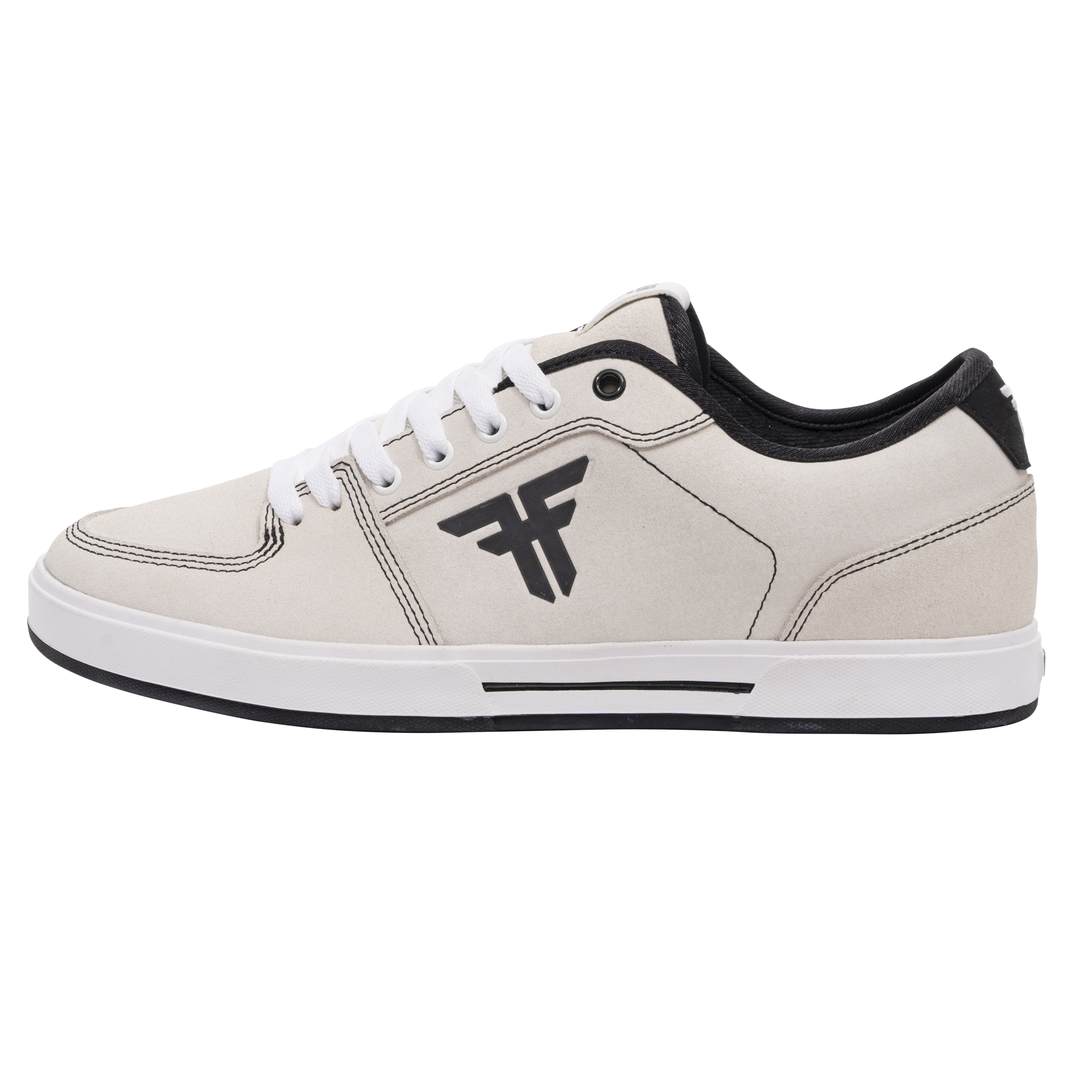 Patriot XP | White/White