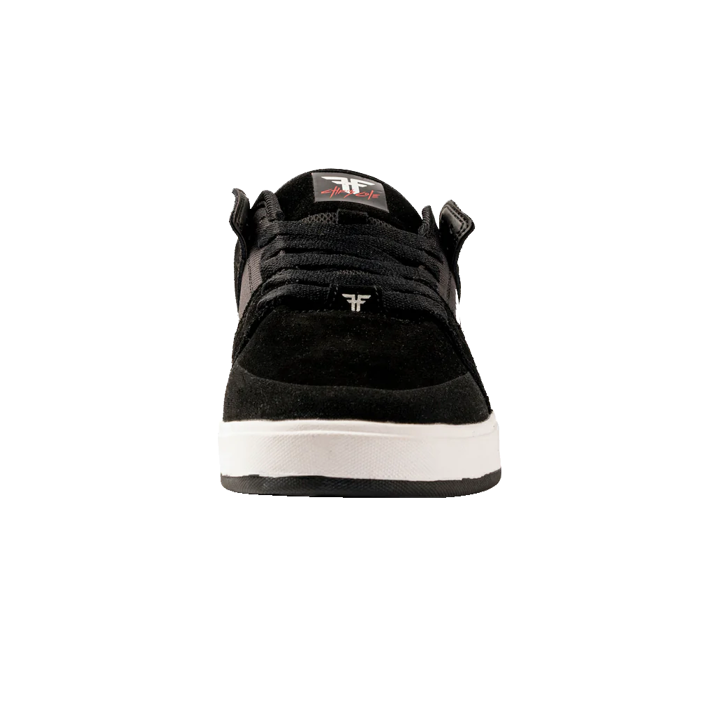 Trooper | Black/White