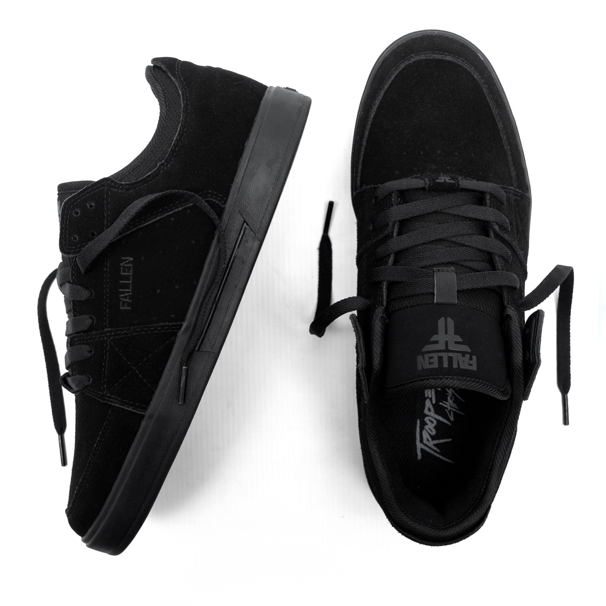 Trooper | Full Black